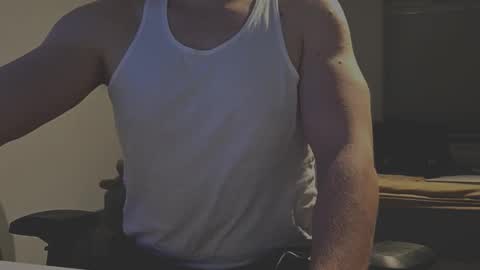 Snapshot of bottomtsinner chatting on 02/05/26, 10:14 bottomtsinner online show from 02/05/26, 10:14