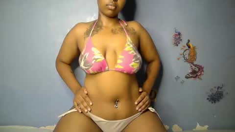 botty_queen online show from 04/16/26, 10:23
