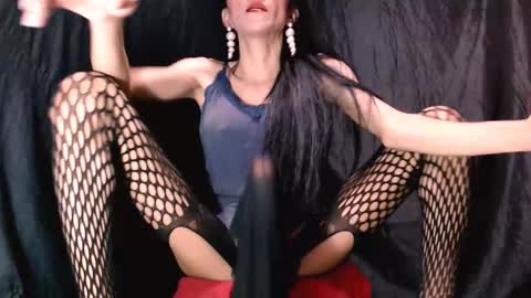 Snapshot of boucinghugehardcock chatting on 01/20/25, 08:52 A M A N D A MONSTERCOCK online show from 01/20/25, 08:52