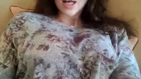 Bouncy Queen Majesty online show from 02/10/25, 06:45