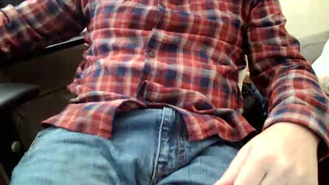 bourbonman144 online show from 04/14/26, 08:15