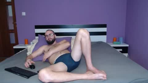 Snapshot of bouth_dream chatting on 11/07/25, 12:05 Angel-Boy online show from 11/07/25, 12:05