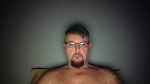 bowtieguy84 online show from 12/18/25, 03:01