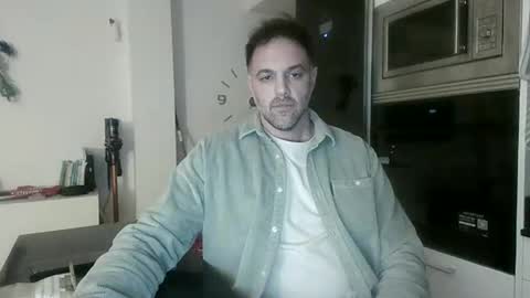 Snapshot of boxing__spf chatting on 12/22/25, 06:05 boxing__spf online show from 12/22/25, 06:05