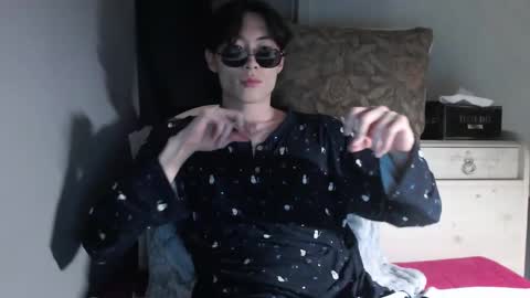 Snapshot of boxman556990 chatting on 12/14/24, 12:01 boxman556990 online show from 12/14/24, 12:01