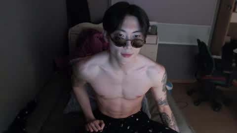 Snapshot of boxman556990 chatting on 03/06/25, 01:57 boxman556990 online show from 03/06/25, 01:57