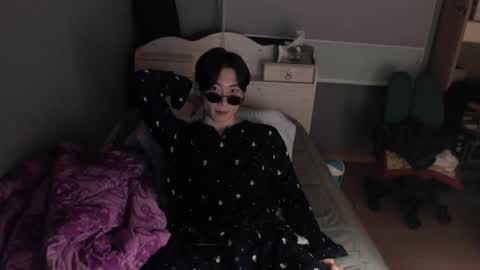 Snapshot of boxman556990 chatting on 03/07/25, 03:28 boxman556990 online show from 03/07/25, 03:28