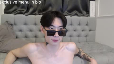 Snapshot of boxman556990 chatting on 11/15/25, 05:20 boxman556990 online show from 11/15/25, 05:20