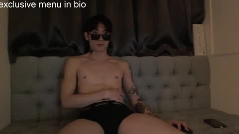 Snapshot of boxman556990 chatting on 11/18/25, 05:06 boxman556990 online show from 11/18/25, 05:06