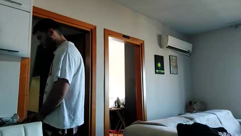 Dan online show from 10/04/25, 09:07