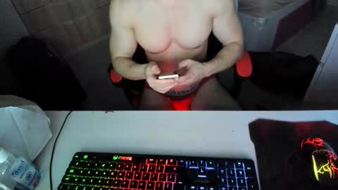 boy_boy22 online show from 11/24/25, 12:10