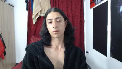 Boy Astro online show from 06/04/26, 03:34