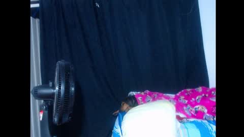 boy_king18 online show from 10/29/25, 10:06