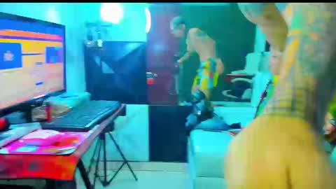 boy_tatto77 online show from 03/12/26, 02:34