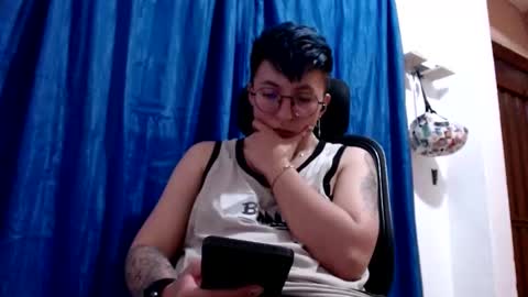 Edward ftm trans queerslave online show from 10/07/25, 06:54
