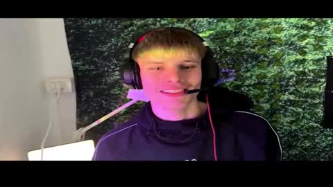 Snapshot of boyblondhetero chatting on 02/19/26, 04:25 boyblondhetero online show from 02/19/26, 04:25