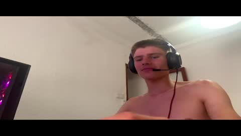 boyblondhetero online show from 06/05/26, 01:17