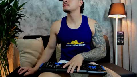 boyc02_ online show from 10/26/25, 08:04