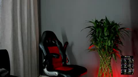 boyc02_ online show from 05/14/26, 03:57