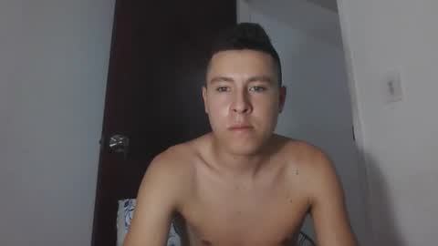 Snapshot of boycock777 chatting on 10/16/25, 01:39 Tommy - OnFns tommy 874 online show from 10/16/25, 01:39