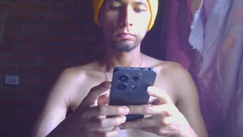 Boy online show from 03/29/26, 03:45