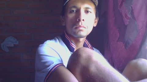 Boy online show from 04/14/26, 04:57