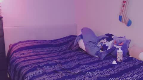 Snapshot of boycurious95 chatting on 12/02/24, 02:42 Atari online show from 12/02/24, 02:42