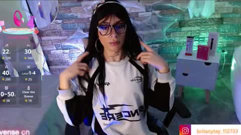 boyfox_tay online show from 10/13/25, 03:50