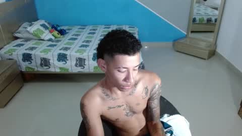 boyhot_sw online show from 02/14/25, 01:45