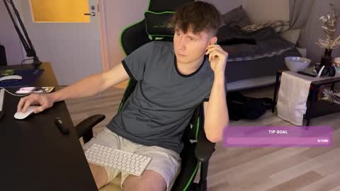 Eddie online show from 12/28/24, 10:44