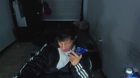 Snapshot of boylatin_777 chatting on 01/09/25, 12:19 miguel online show from 01/09/25, 12:19