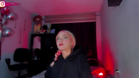 Snapshot of boylatin_777 chatting on 02/17/25, 03:36 miguel online show from 02/17/25, 03:36