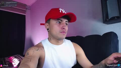 Snapshot of boylatin_777 chatting on 10/09/25, 04:54 miguel online show from 10/09/25, 04:54