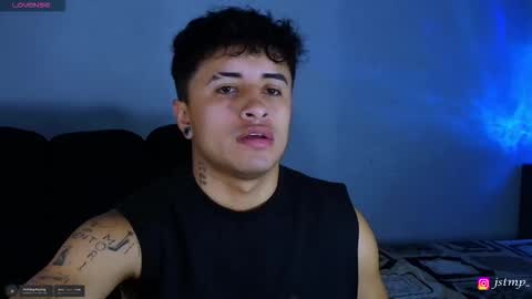 Snapshot of boylatin_777 chatting on 11/06/25, 06:31 miguel online show from 11/06/25, 06:31