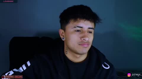 Snapshot of boylatin_777 chatting on 11/07/25, 03:45 miguel online show from 11/07/25, 03:45