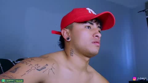 Snapshot of boylatin_777 chatting on 11/15/25, 06:59 miguel online show from 11/15/25, 06:59