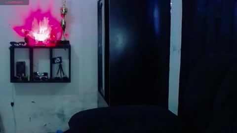 Snapshot of boylatin_777 chatting on 12/13/25, 07:53 miguel online show from 12/13/25, 07:53