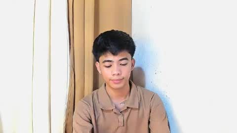 Snapshot of boynextdoor4ux chatting on 06/12/26, 01:37 HI IM JAMES DONT FORGET GIVE ME THUMBS UP AND JOIN TO MY FANCLUB online show from 06/12/26, 01:37