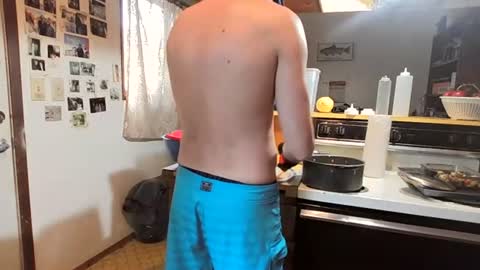 Snapshot of boypussysowet chatting on 06/18/26, 10:36 smoothslutfordaddy online show from 06/18/26, 10:36