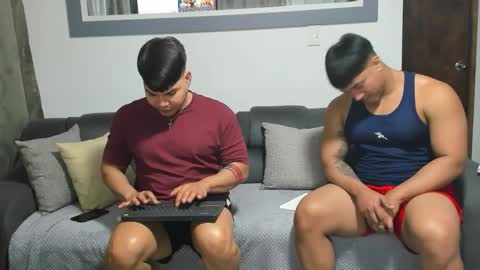 boys_blackandwhite online show from 02/01/25, 03:19