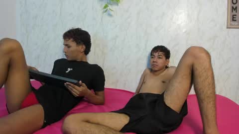 ALEX - TAYLER  -MIKE online show from 04/15/26, 01:12