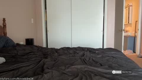 Snapshot of boysetsfire34 chatting on 01/17/26, 04:11 boysetsfire34 online show from 01/17/26, 04:11