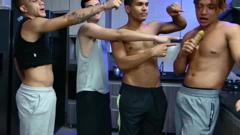 Snapshot of boysgang_sex chatting on 01/30/25, 05:49 Angelo Mark Fernando Taylor online show from 01/30/25, 05:49