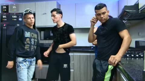 Snapshot of boysgang_sex chatting on 02/28/25, 11:25 Angelo Mark Fernando Taylor online show from 02/28/25, 11:25