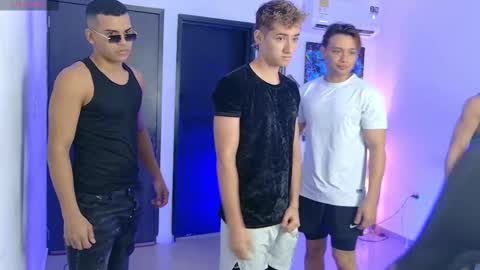 Snapshot of boysgang_sex chatting on 11/20/25, 11:43 Angelo Mark Fernando Taylor online show from 11/20/25, 11:43