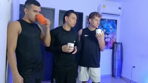 Snapshot of boysgang_sex chatting on 11/24/25, 11:43 Angelo Mark Fernando Taylor online show from 11/24/25, 11:43