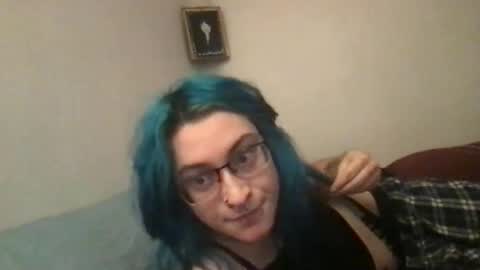 boywithbug online show from 11/26/25, 05:30