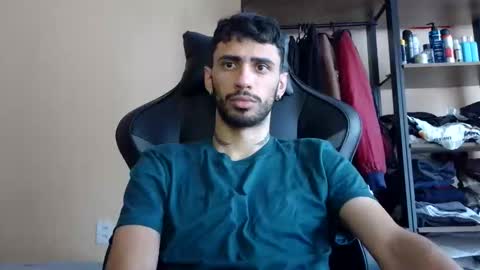 boyzinm2 online show from 04/06/26, 02:07