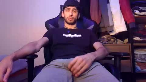 boyzinm2 online show from 06/09/26, 06:47