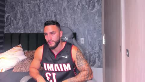 instagramBrad mayers1twittermayersbrad online show from 11/13/25, 12:31